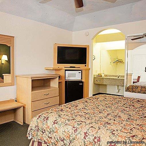 Crystal Inn 249 North Louetta Zewnętrze zdjęcie