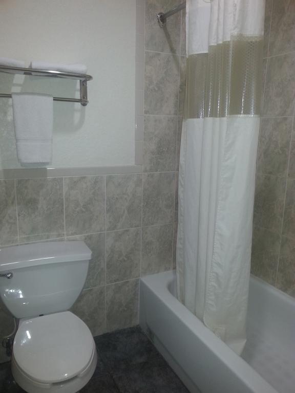 Crystal Inn 249 North Louetta Zewnętrze zdjęcie
