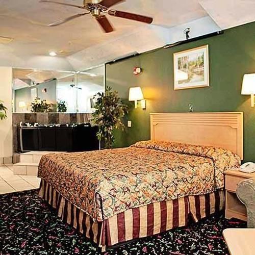 Crystal Inn 249 North Louetta Zewnętrze zdjęcie